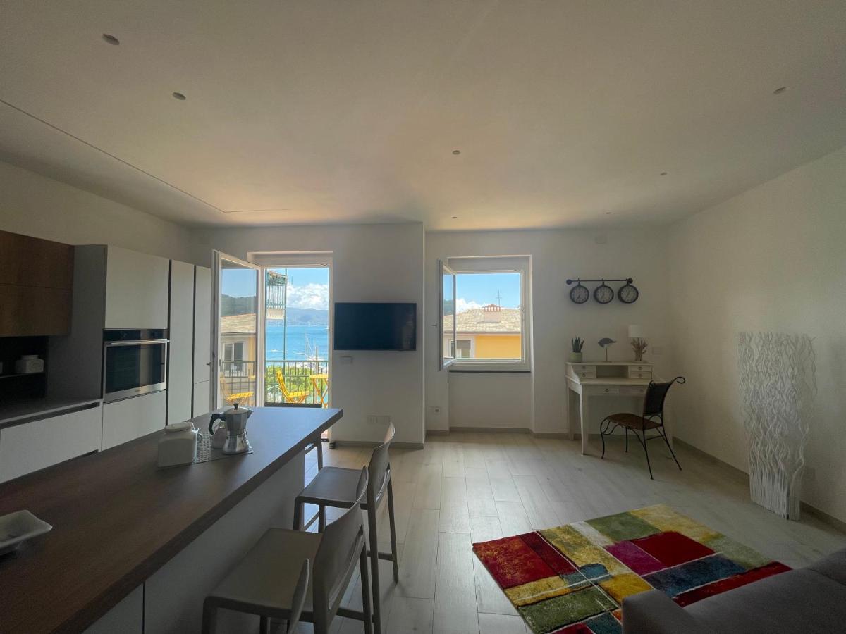 Casa Irene Terrazza Vista Mare E Garage Apartment ปอร์โตเวเนเร ภายนอก รูปภาพ
